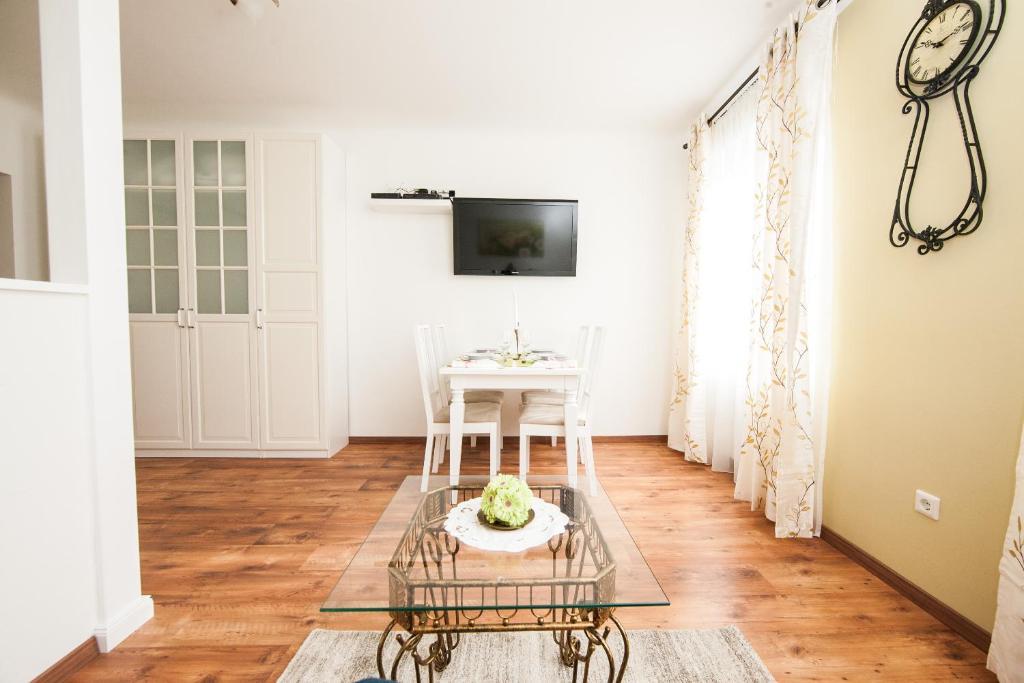 Traditional Apartments Vienna Tav - Entire Экстерьер фото